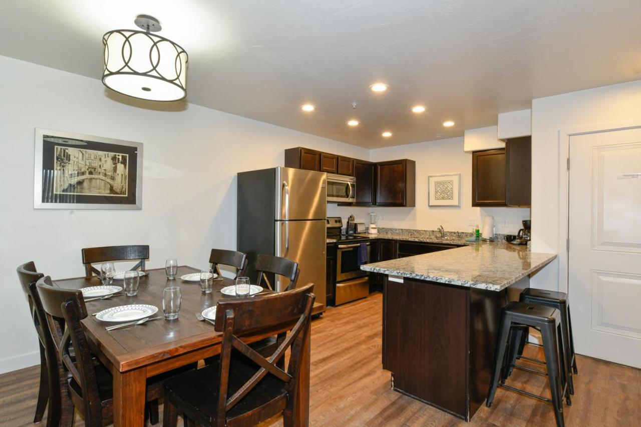 Moab Redcliff Condos Dean Re Exterior photo